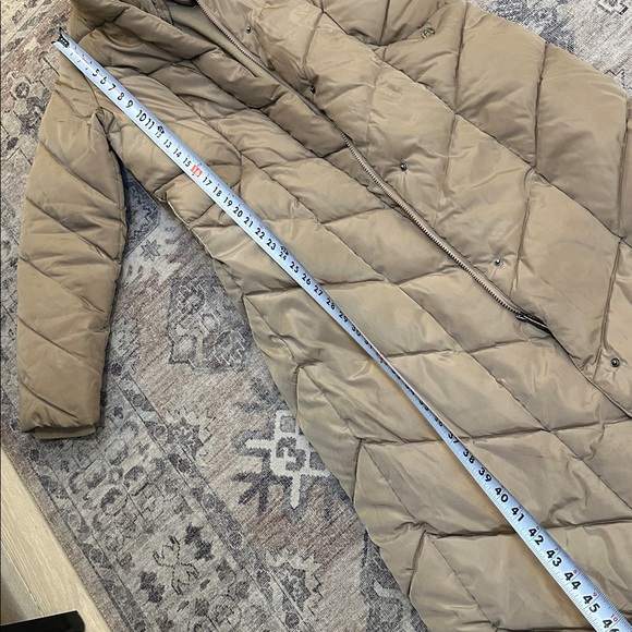 Steve Madden Tan Quilted Puffer long coat sz large - Picture 3 of 13